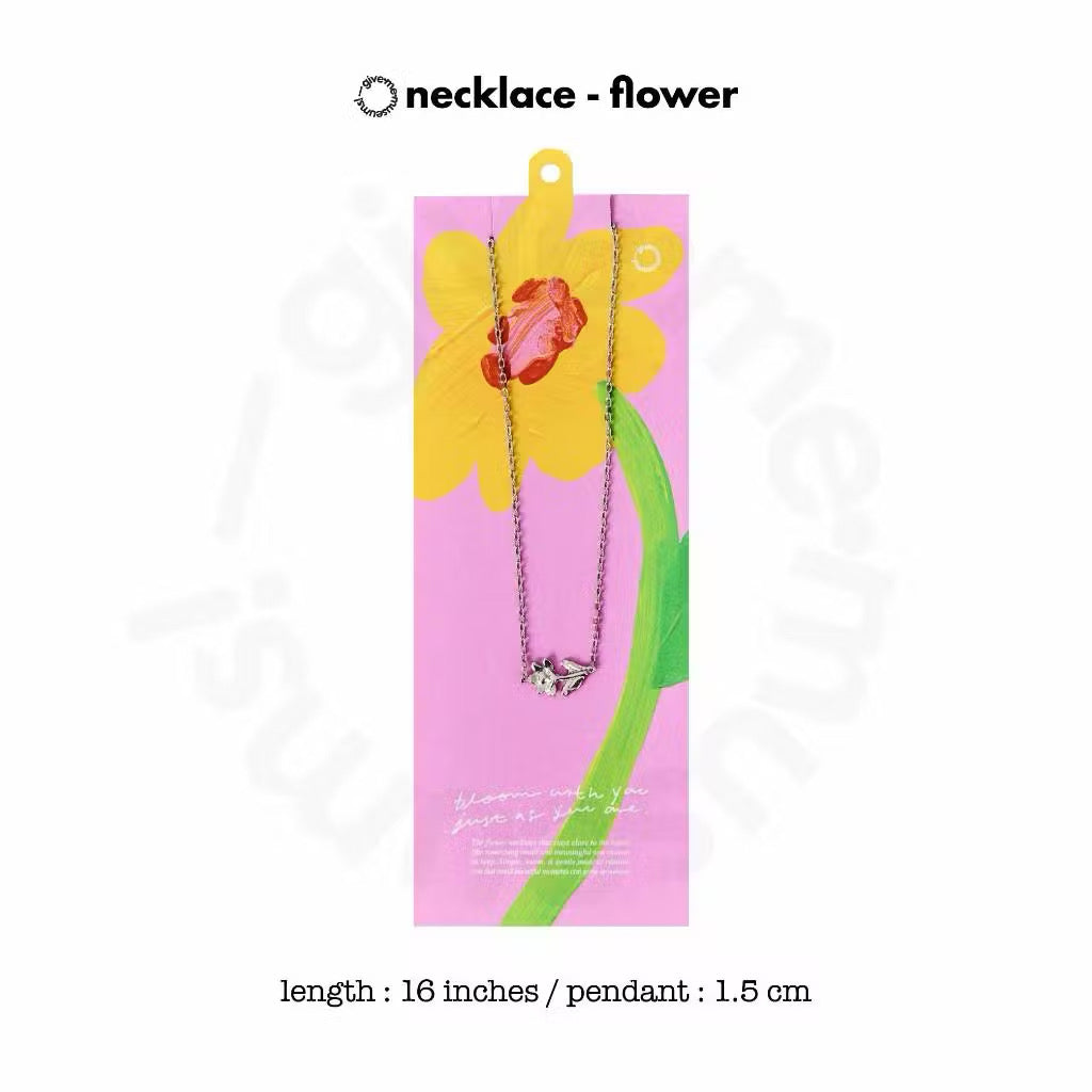 Flower Pendant Necklace