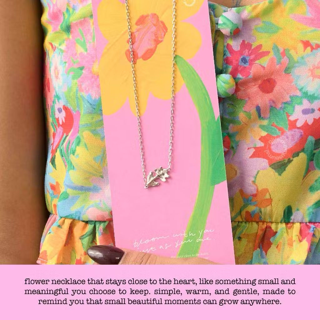 Flower Pendant Necklace