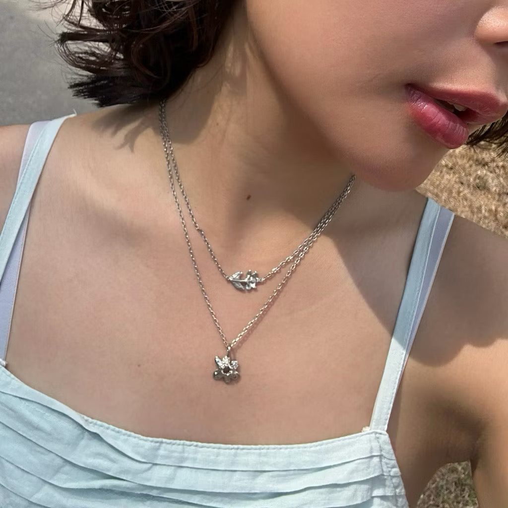 Flower Pendant Necklace