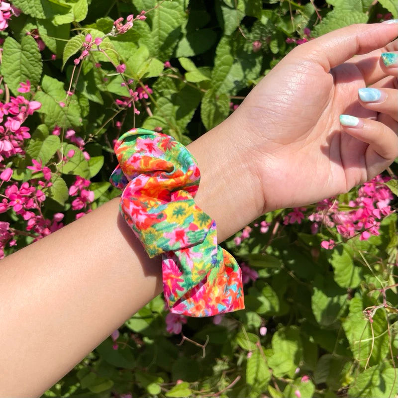 scrunchies give.me.museums